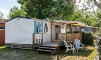 Mietunterkunft - Mobilheim Confort Xl 32M² - 2 Schlafzimmer - Klimaanlage - Überdachte Terrasse - - Camping Sole Di Sari
