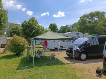 Stellplatz - Pitch | 70M² | With Electricity - - Camping Marvilla Parks - Paris Est