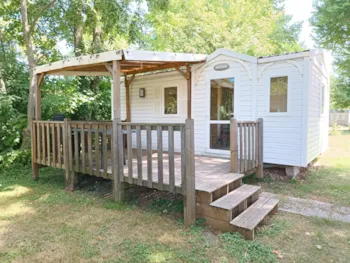 Mietunterkunft - Classic | 20M² | Tv | 2 Bedrooms |Built-In Terrace - - Camping Marvilla Parks - Paris Est