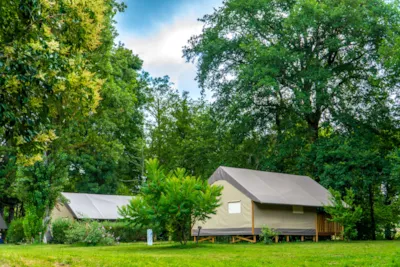 Camping d'Auberoche - Nouvelle-Aquitaine - Image n°5 Camping d'Auberoche - Nouvelle-Aquitaine - Image n°5