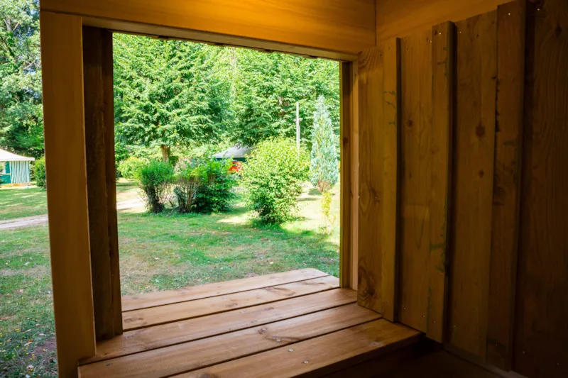 Emplacement Prémium Pour Tente, Caravane Ou Camping-Car Avec Un Chalet Cuisine Équipée