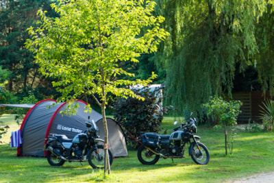 Pitches for tents, caravans and motorhomes with reduced mobility with electricity — 3