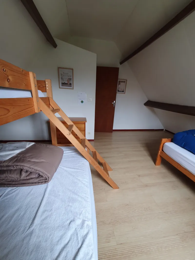 Gites De 5 Personnes, 1 Chambre, Location Toutes Saisons.
