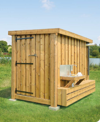Premium pitch for tents, caravans and motorhomes with private sanitary facilities "Le Refuge" — 1