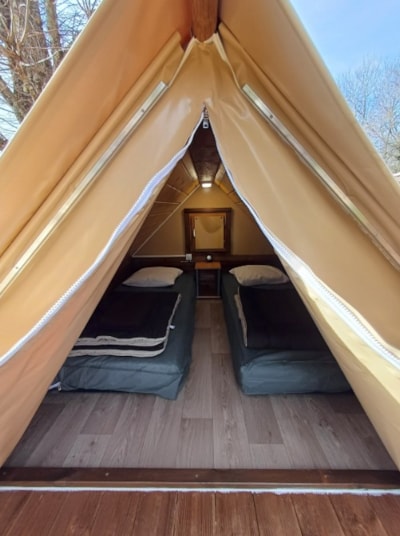 Bivouac tent on wooden and canvas stilts, without sanitary facilities, for 2 people — 8
