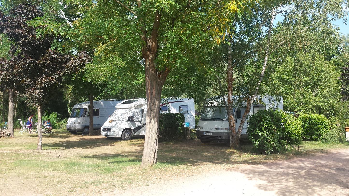 Emplacement pour tente, caravane ou camping car