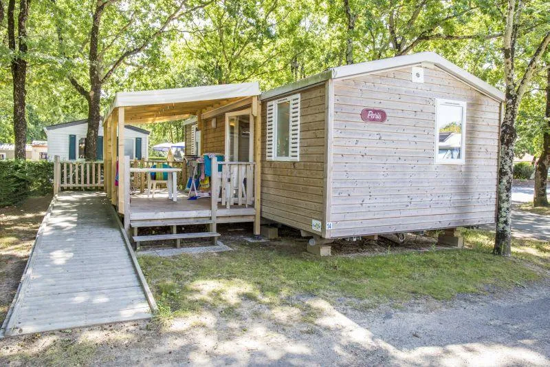 C- Mobil-Home Hélios - Pmr - Climatisé - 2 Chambres 32M² Avec Terrasse Couverte