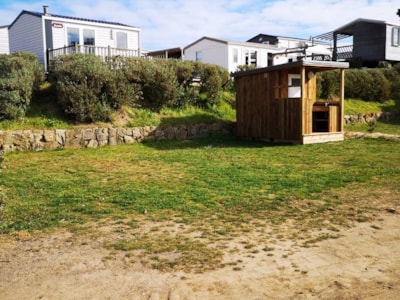 Pitch with individual sanitary facilities — 1