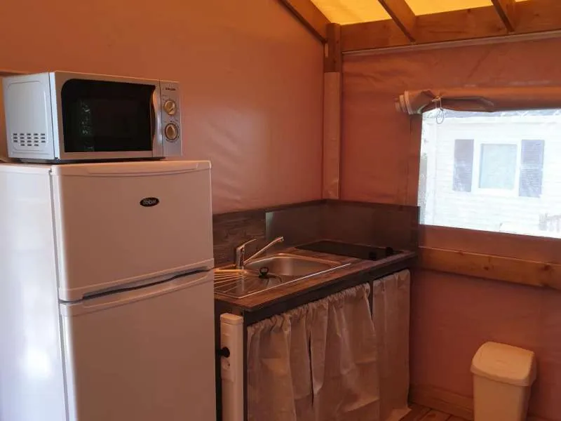 C- Lodge Pilotis - 2 Chambres 24M² Avec Terrasse Couverte