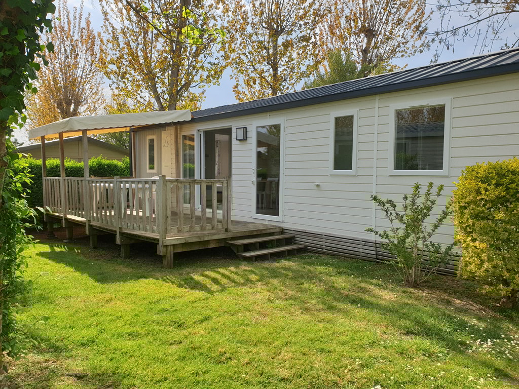 C- Baltic 3-bedroom mobile home with 2 air-conditioned bathrooms