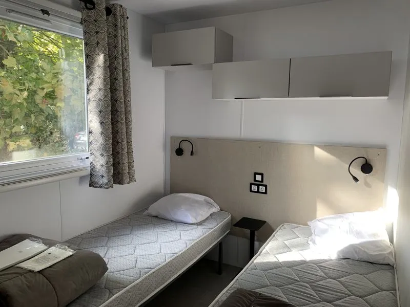 C- Mobil-Home Baltique Climatisé - 3 Chambres