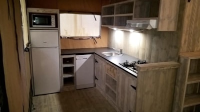Tent SAFARI Premium 35m² (2 bedrooms) + half-covered terrace