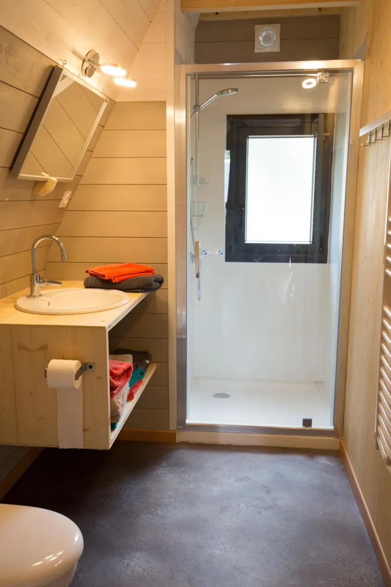 Chalet Triangle Premium 34M² -(2 Chambres) + Grande Terrasse