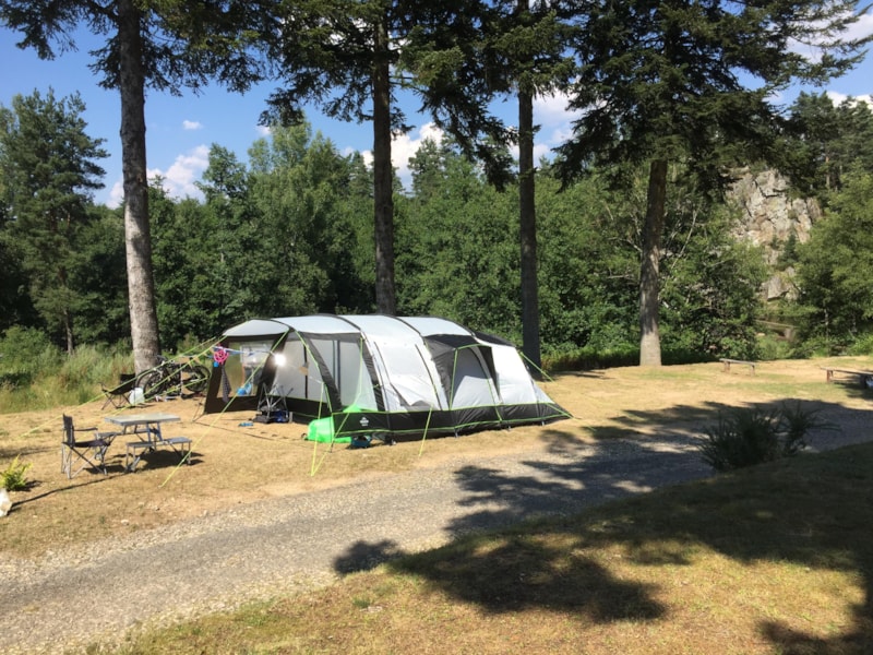 Camping Les Murmures du Lignon photo 2