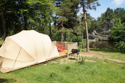 Tent ECOCHIQUE 24m² - 2 bedrooms - without toilet blocks