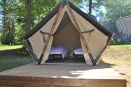 Accommodation - Tent Nomade 8M² (1 Bedroom) + Terrace Without Toilet Block - Flower Camping Les Murmures du Lignon