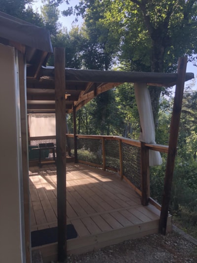 Tent SAFARI COTTON Confort 32m² ( 2 bedrooms) + sheltered terrace