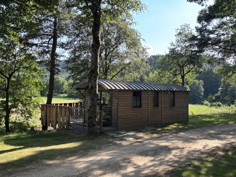 Roulotte 2-4 Personnes 2 Chambres Avec Sanitaires + Terrasse
