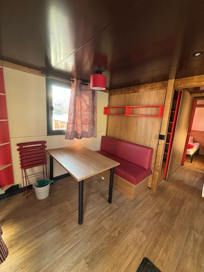 Roulotte 2-4 Personnes 2 Chambres Avec Sanitaires + Terrasse