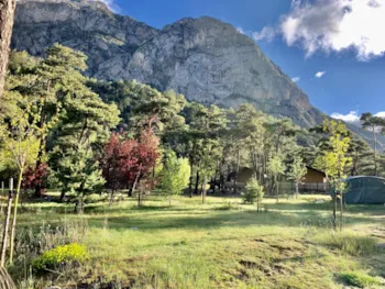 Emplacement - Forfait Randonneur À Pied Ou À Vélo Avec Tente - Camping River