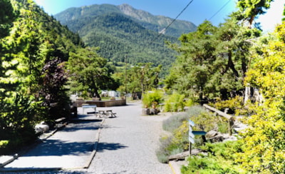 Pitch Tent, Caravan, Camping Car (parking of car on the carpark after unloading)