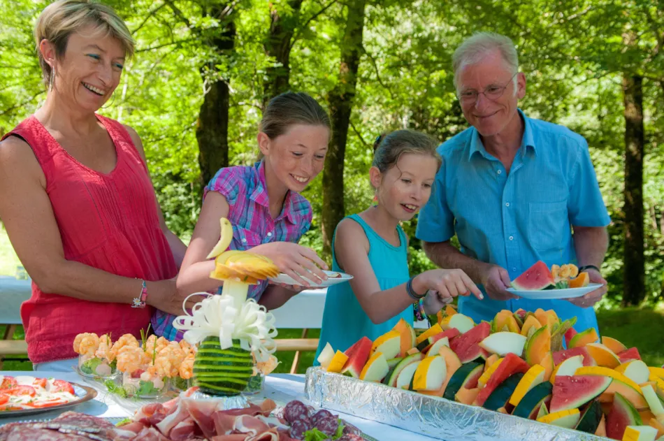 VILLAGE DE VACANCES DE MARC***