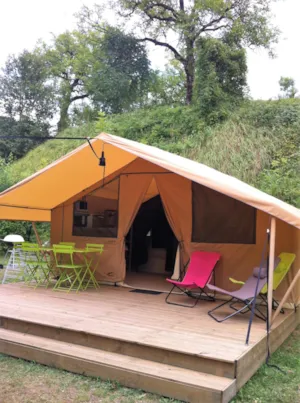 Locatif - lodge tent voor 5 personen - Camping du Gouffre de la Croix