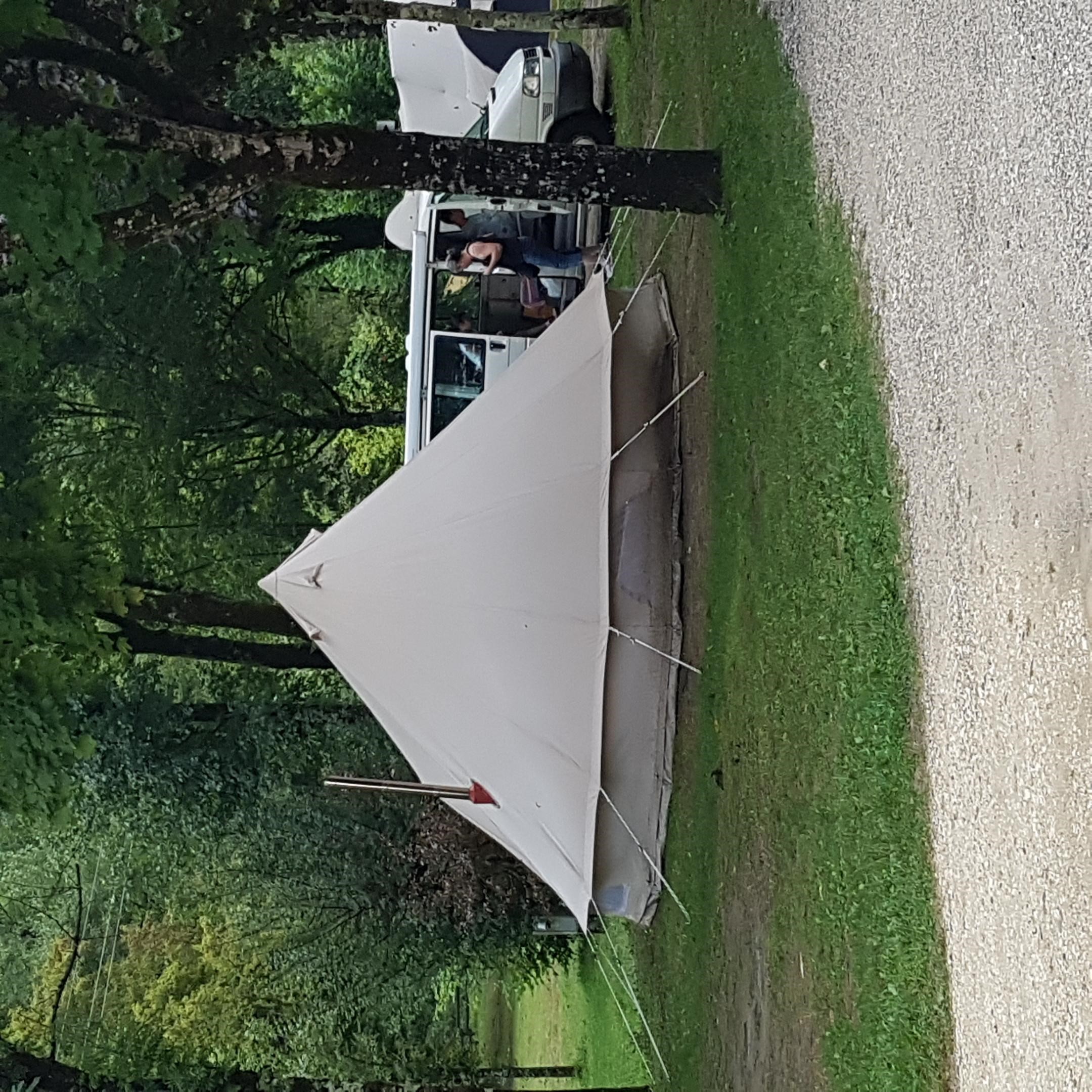 Stellplatz - Vermietung "Freiheit" - Camping du Gouffre de la Croix