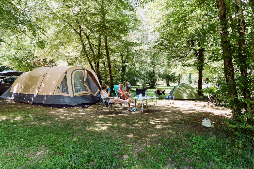 Kampeerplaats(en) - Verhuur "Vrijheid" - Camping du Gouffre de la Croix