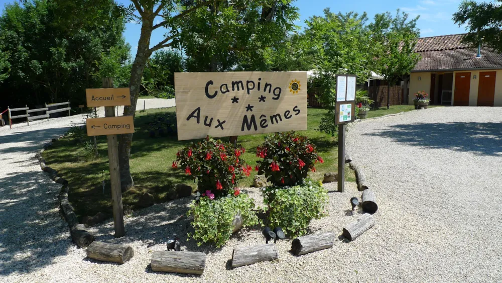 Camping Aux Mêmes - image n°1 - MyCamping