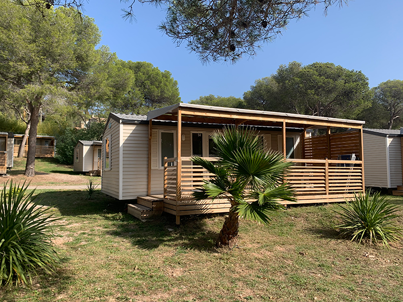 Premium mobile home with air conditioning