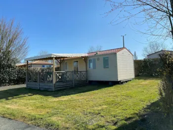 Mietunterkunft - Mobilheim Confort Plus 2 Zimmer 27/30M² - CAMPING PARADIS- Camping de La Motte