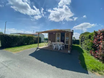 Mietunterkunft - Insolite Tithome 2 Zimmer, 20M² - CAMPING PARADIS- Camping de La Motte