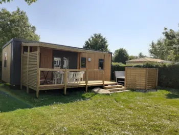Mietunterkunft - Mobilheim Premium 33M²  3 Schlafzimmer + Spa - CAMPING PARADIS- Camping de La Motte