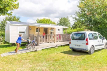 Mietunterkunft - Mobilheim Privilège 2 Zimmer 33M² - Behindertengerecht - CAMPING PARADIS- Camping de La Motte