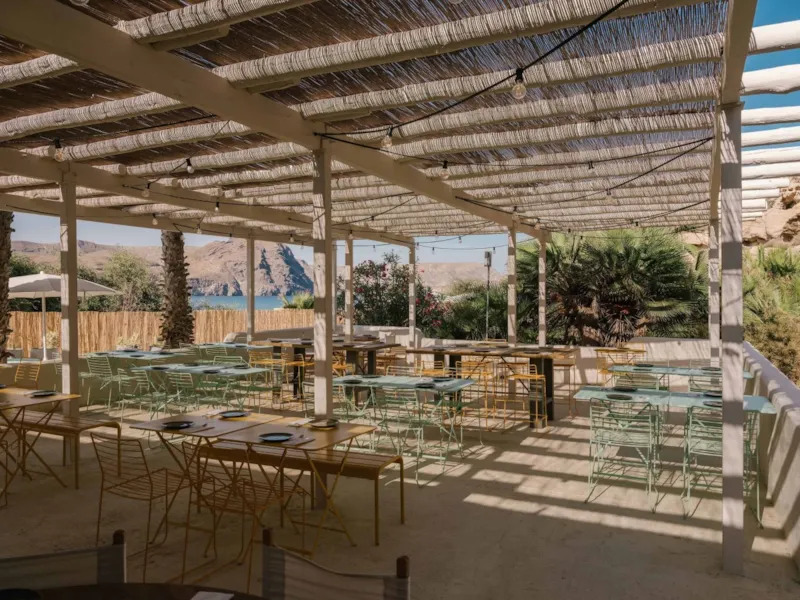 Emplacement Plus Pour Caravane Ou Camping-Car (Les Tentes Ne Sont Pas Autorisées)