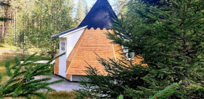Wooden TIPI
