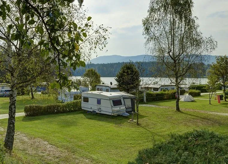 Emplacement - Emplacement + 1 Voiture + Caravane - Camping Maltschacher Seewirt