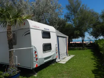 Stellplatz - Stellplatz Premium Mare - Camping Pino Mare