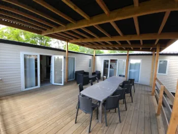 Mietunterkunft - Mobilheim Premium "Tribu"-Klimatisiert/Tv-Maximal 5 Schlafzimmer,11 Personen (Einschließlich Baby) - Camping le Dolium