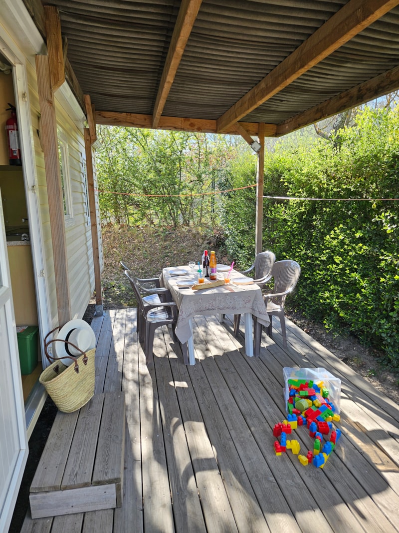 "Mobil Home 'SUNSHINE 5' met airconditioning/TV - 2 slaapkamers -maximaal 5 personen (inclusief baby