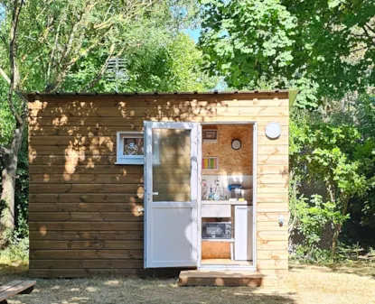 Emplacement Premium Avec Sanitaire/ Kitchenette Privé