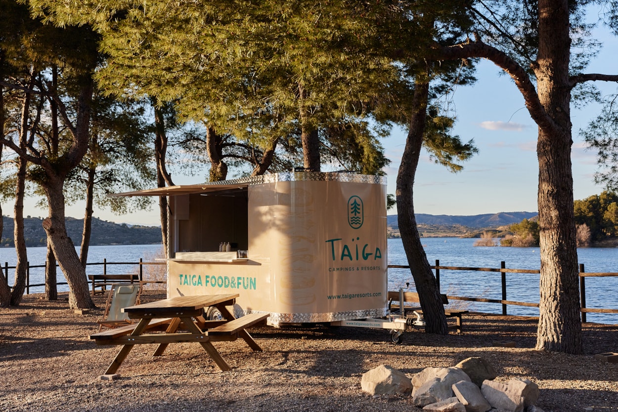 TAIGA Lake Caspe