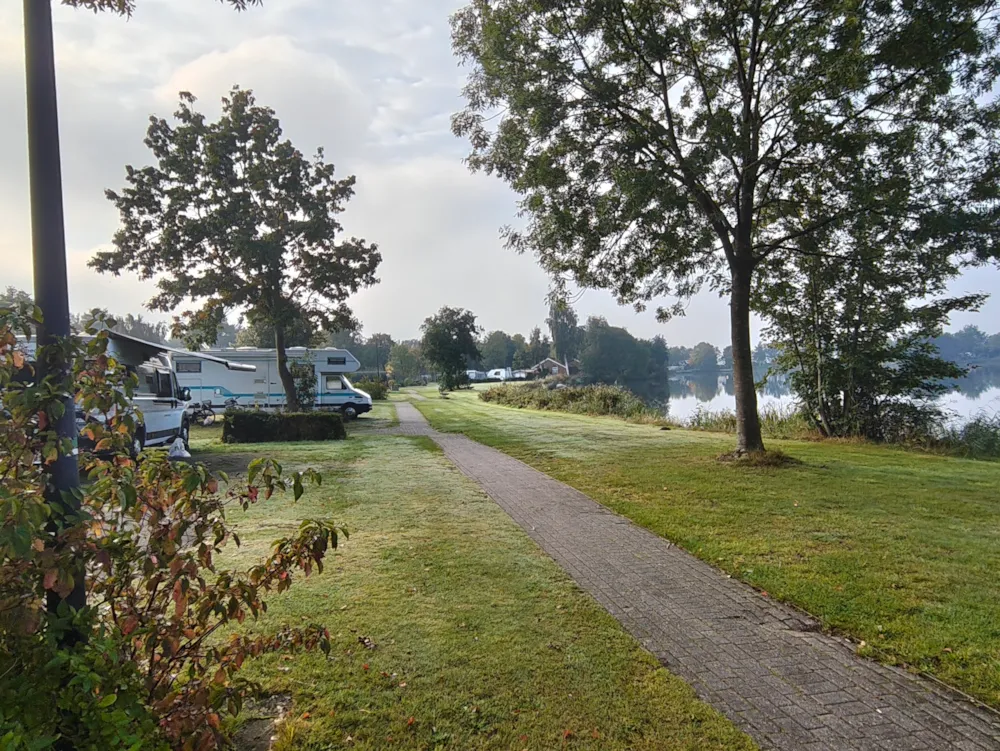 Pitch 1St Row With Lake View, Including 2 People, Electricity And Additional Costs