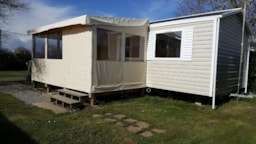 Accommodation - Mobile Home Confort +  2 Bedrooms - Sheltered Terrace - Domaine de la Baie Dorée