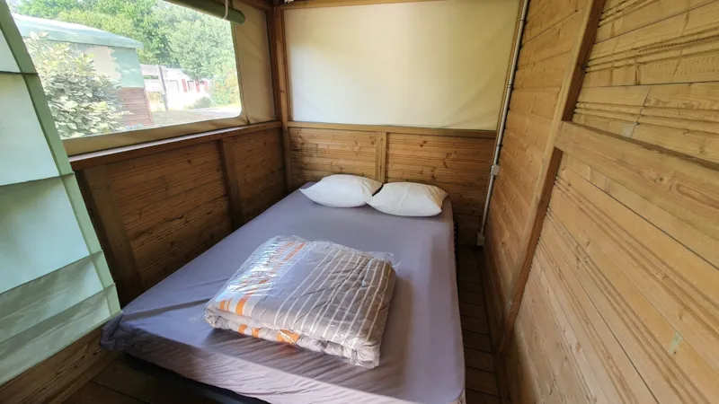 Tente Aménagée Sans Sanitaires - 24M² - 2 Chambres