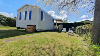 Mietunterkunft - Mobilheim Cuatro - 23M² - 2 Schlafzimmer - Halbüberdachte Terrasse - Domaine de la Baie Dorée