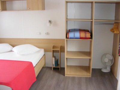 Mobile-home n°134 - 34m² - 2 bedrooms-Covered terrace-Adapted for people with reduced mobility