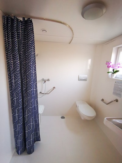 Mobile-home n°134 - 34m² - 2 bedrooms-Covered terrace-Adapted for people with reduced mobility