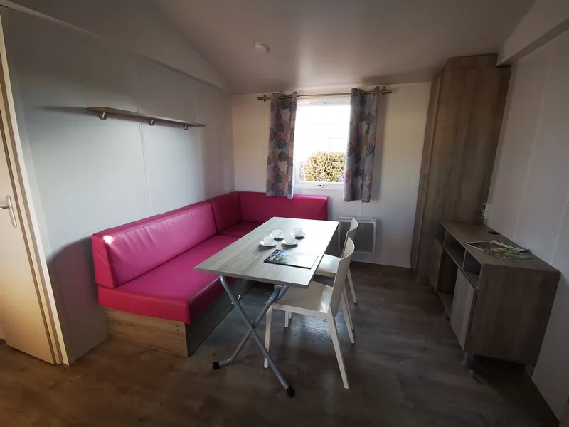Mobil-Home N°88 - 28 M² - 2 Chambres - 4 Personnes Maximum - Année 2013 - Terrasse Couverte